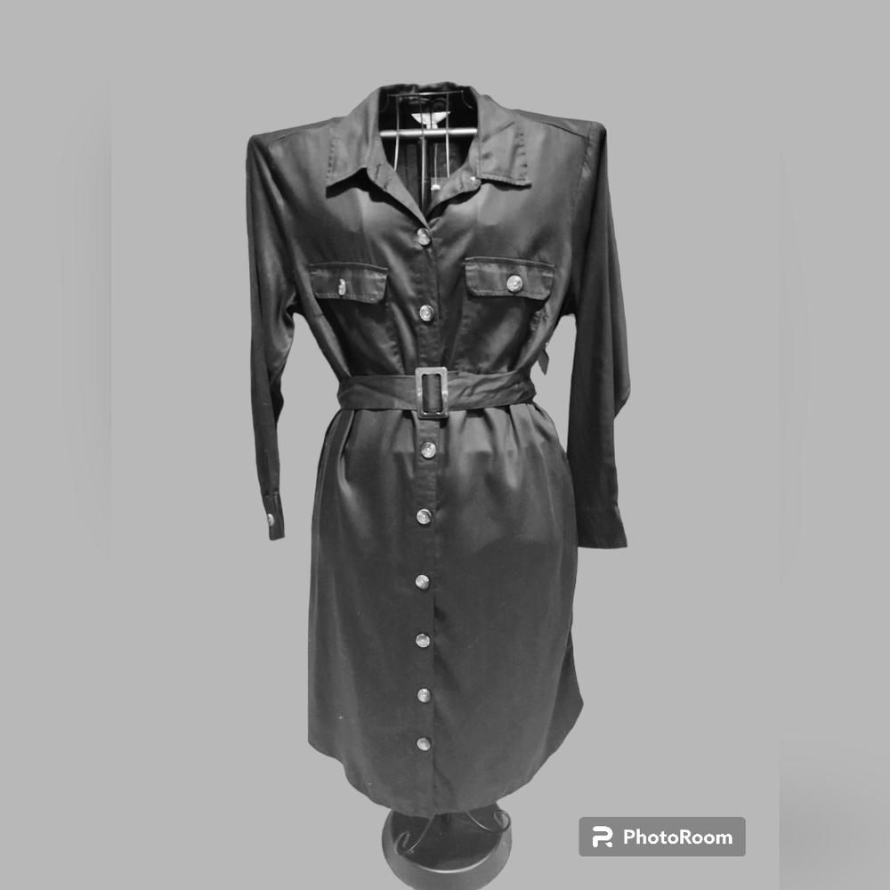 NWT BLACK shirt dress. With blet. Long sleeve. Button down.